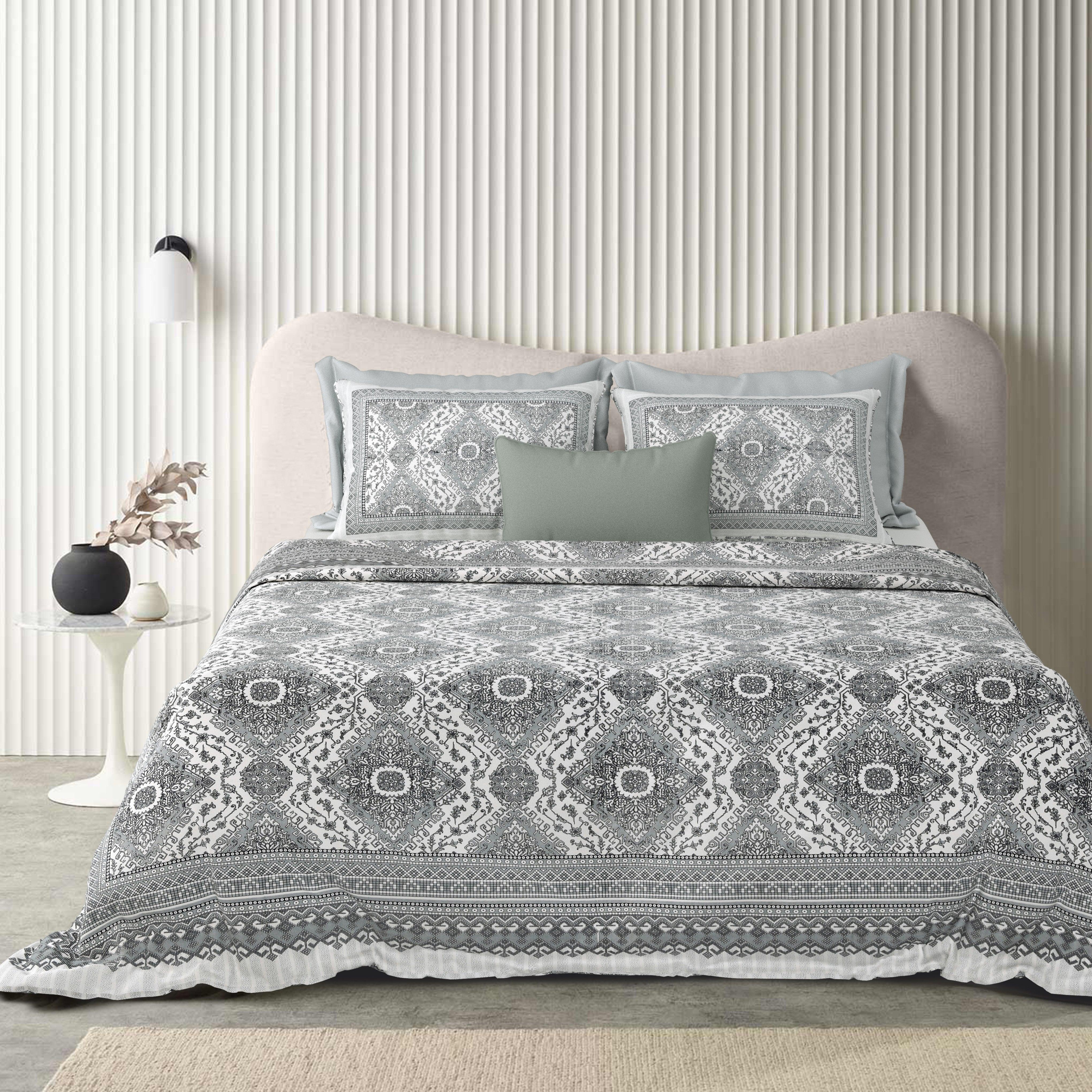 Tista 310 TC Cotton Bed Sheet with 2 Pillow Covers - Printed