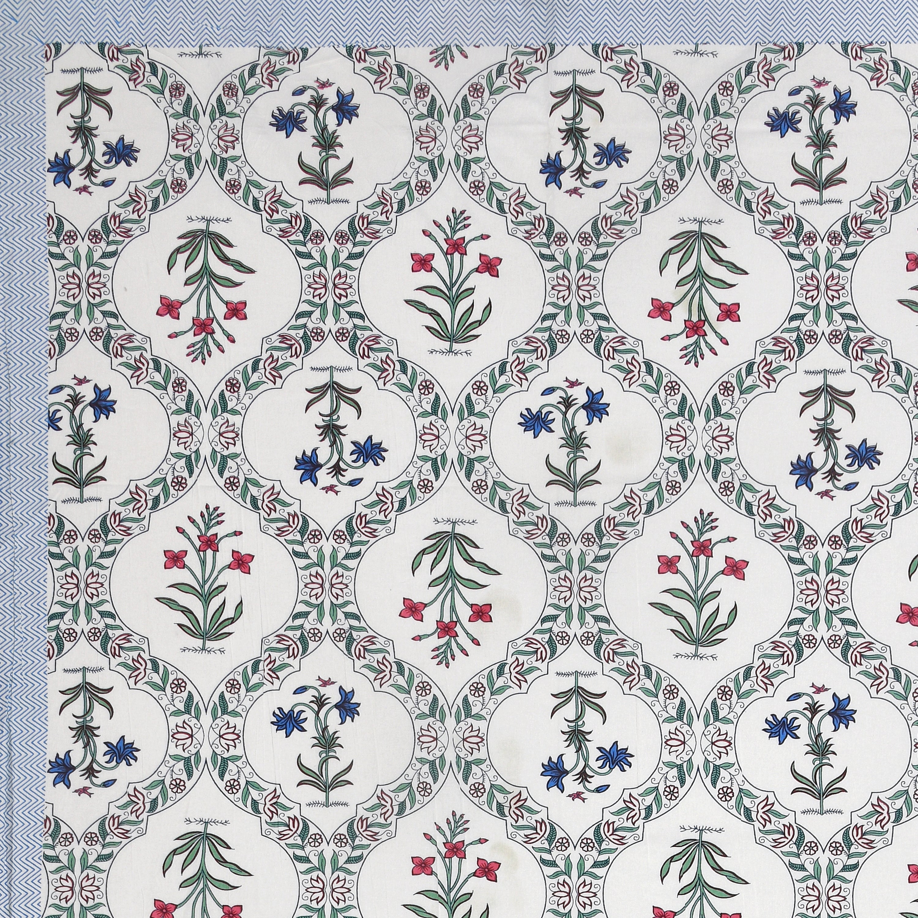 Tista 310 TC Cotton Bed Sheet with 2 Pillow Covers - Printed